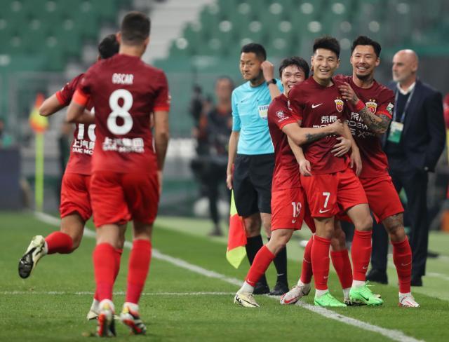 揭秘海港角球连线:赛前有设计 双核1个眼神的默契